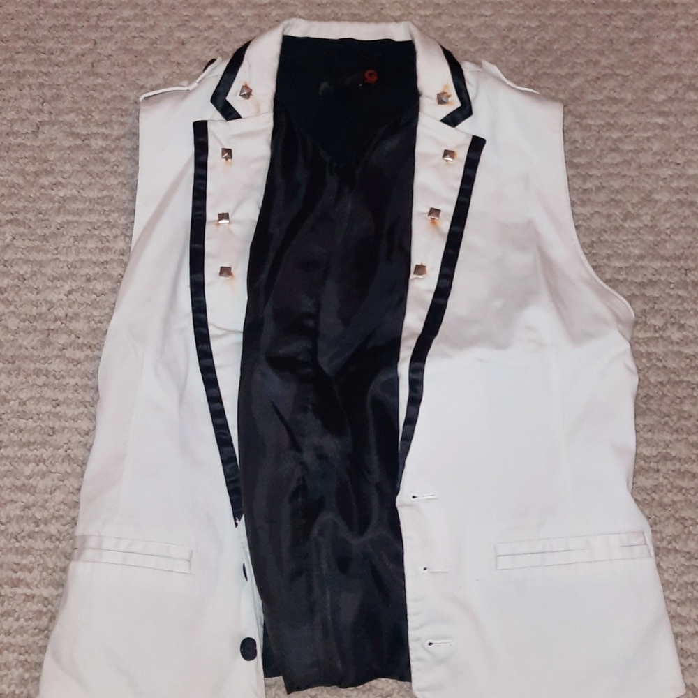 Guess vest